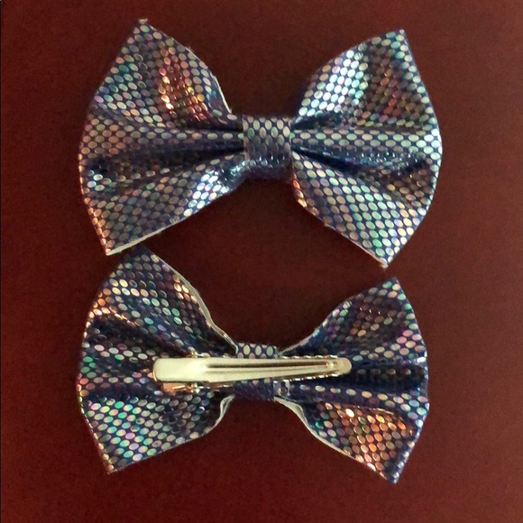 Accessories - ❤️ Hair bow 3.25 in